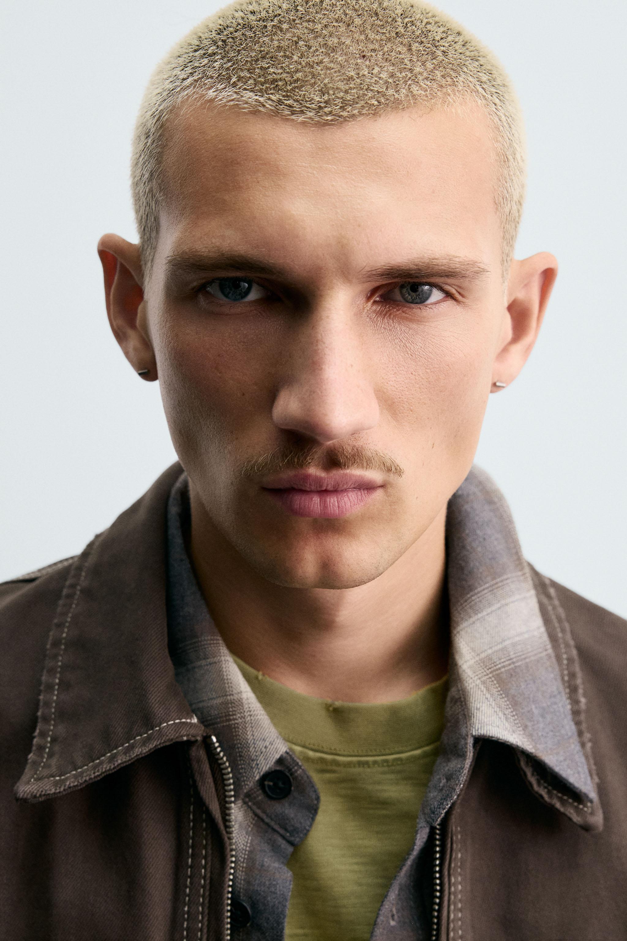 CONTRAST TEXTURED JACKET